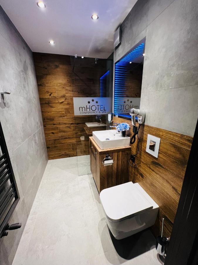 M Hotel وودج المظهر الخارجي الصورة