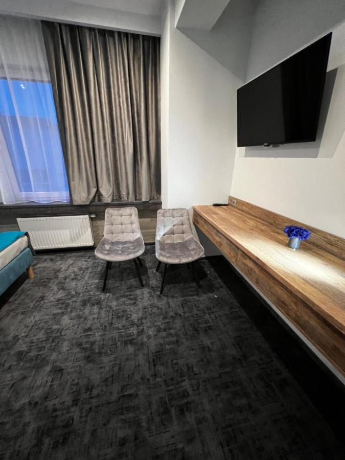 M Hotel وودج المظهر الخارجي الصورة