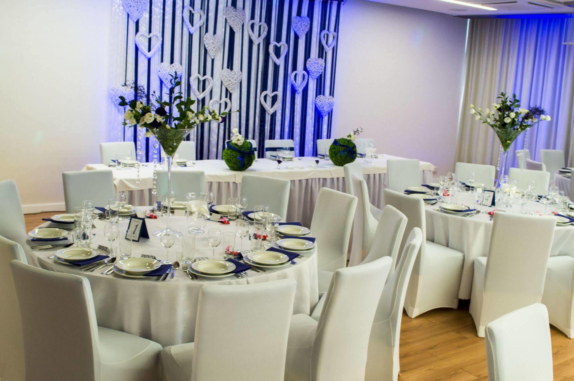 M Hotel وودج المظهر الخارجي الصورة